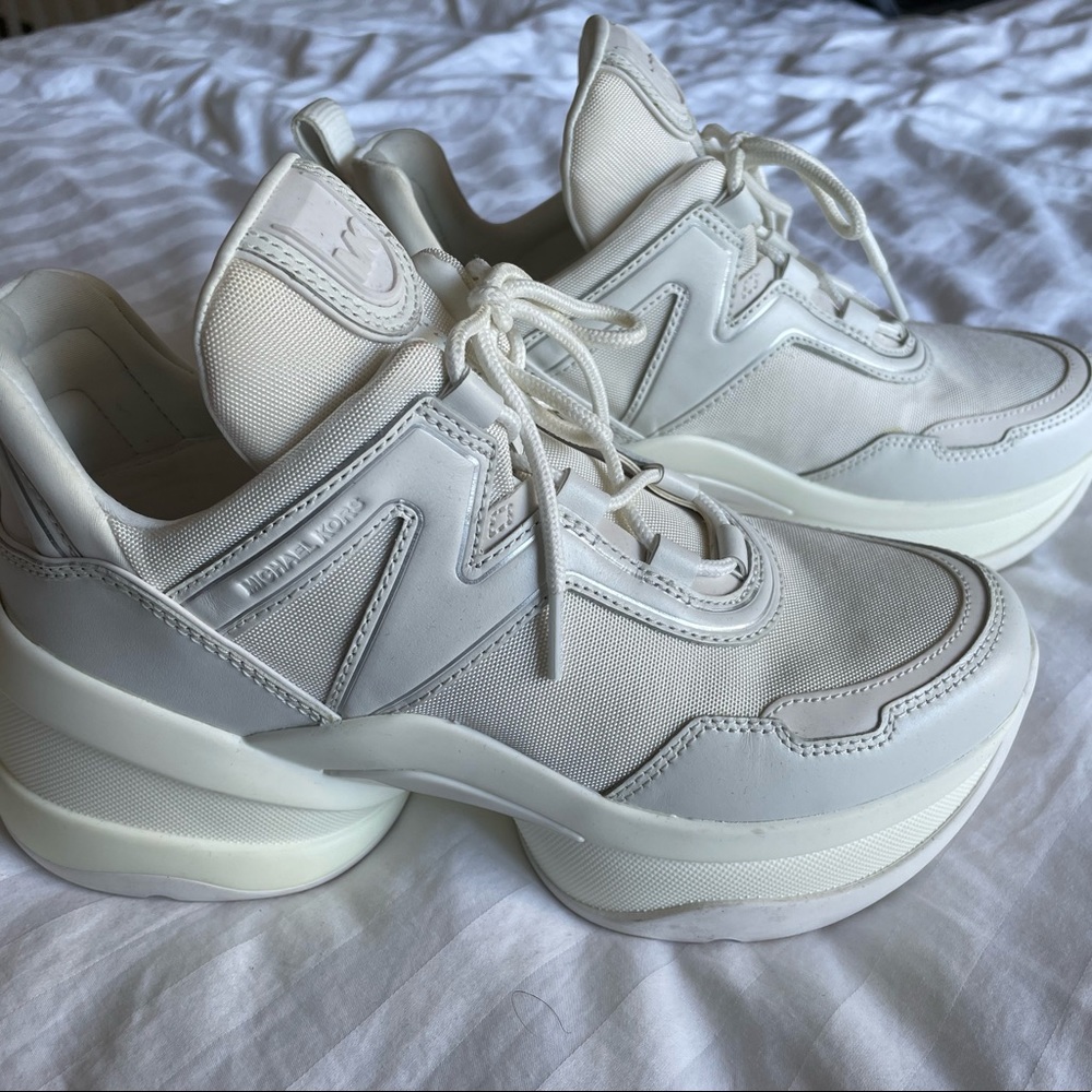 NEW Michael Kors Olympia Sneakers, white
